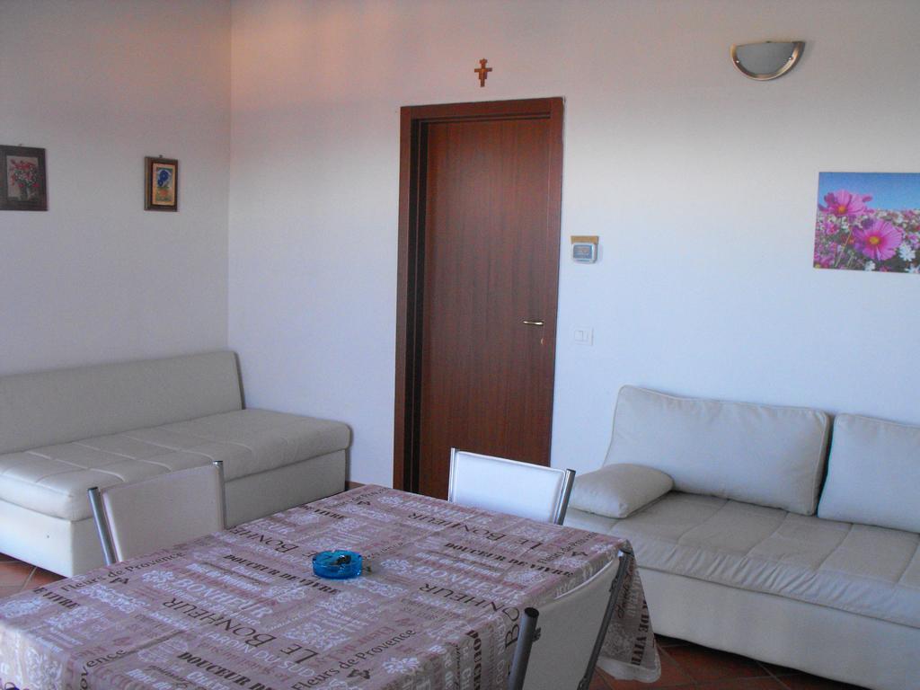 Finestra Della Val D'Orcia Apartment Contignano ภายนอก รูปภาพ